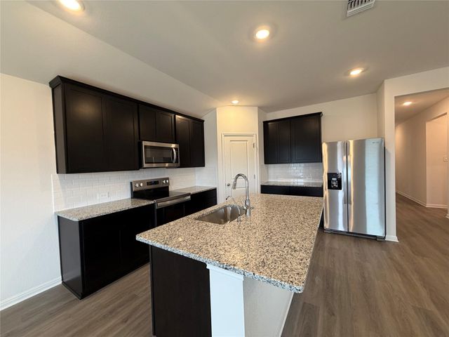 325 Gristmill RD, Burnet, TX 78611