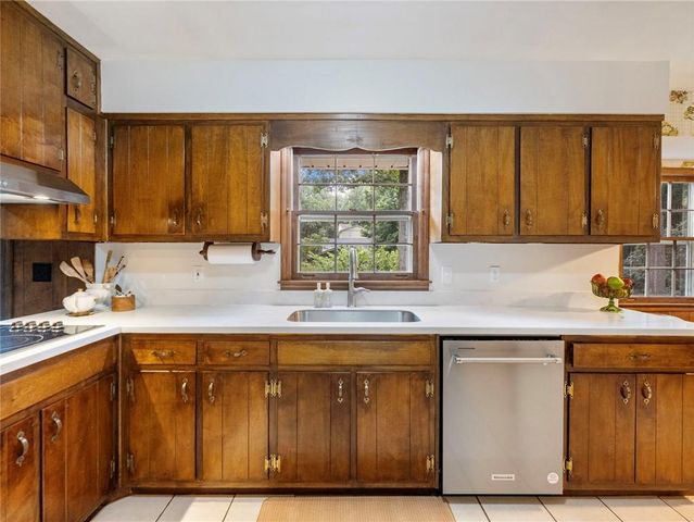 474 Four Winds Plaza, Lilburn, GA 30047