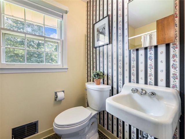 474 Four Winds Plaza, Lilburn, GA 30047