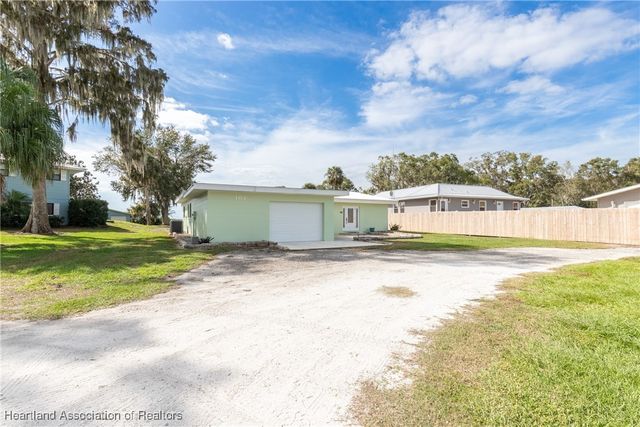 112 Wild Duck Point, Lorida, FL 33857