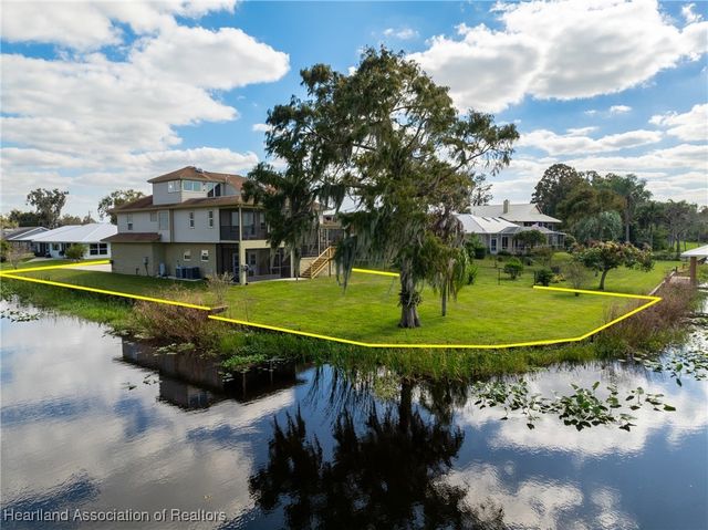 112 Wild Duck Point, Lorida, FL 33857