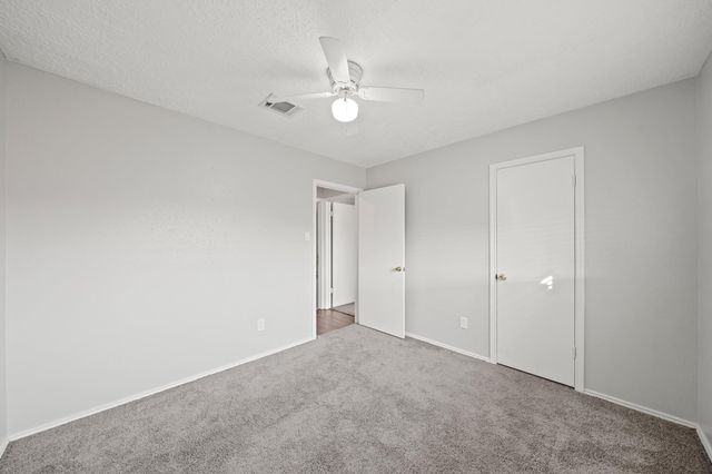 1325 Canyon Springs Drive, La Porte, TX 77571