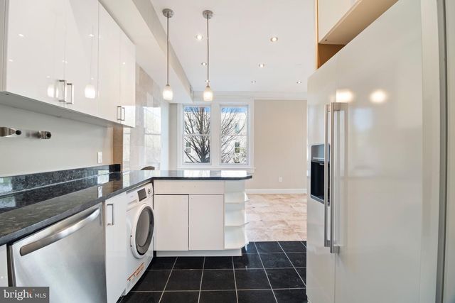 801 EAST CAPITOL ST SE, Washington, DC 20003