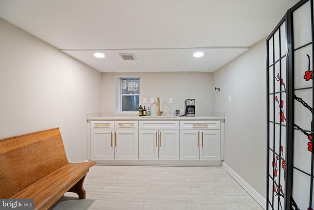 801 EAST CAPITOL ST SE, Washington, DC 20003