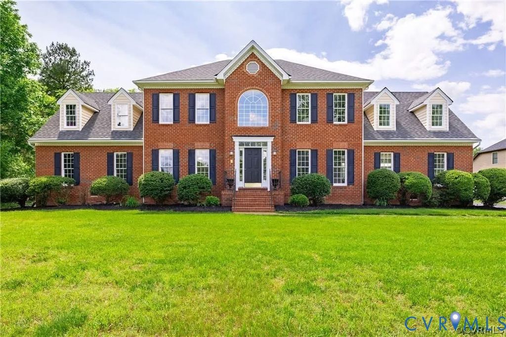 8441 Colemanden Dr, Mechanicsville, VA 23111