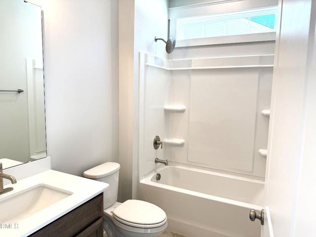 1990 Meadowview Drive, Graham, NC 27253