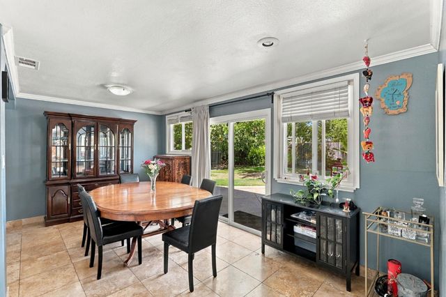 4329 Cottage Way, Sacramento, CA 95864