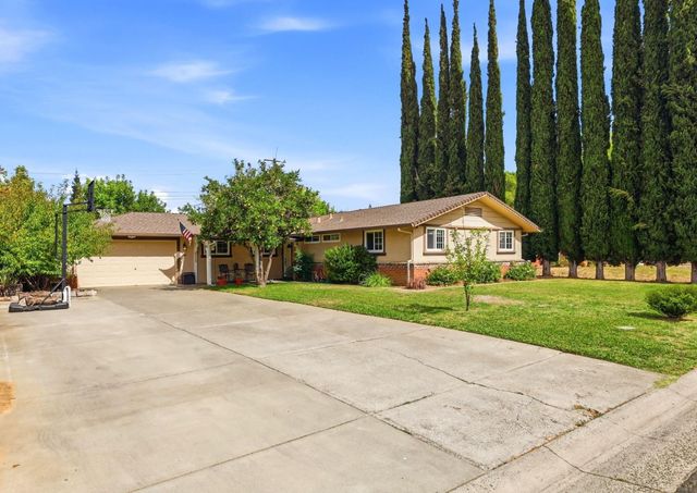 4329 Cottage Way, Sacramento, CA 95864