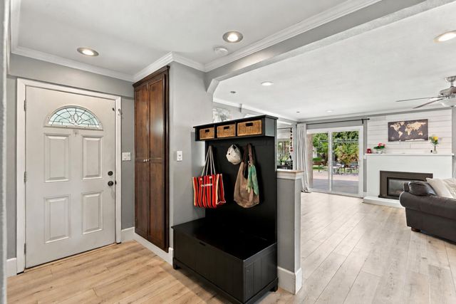 4329 Cottage Way, Sacramento, CA 95864