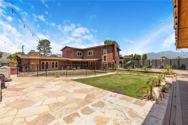 10768 Wheatland, Shadow Hills, CA 91040