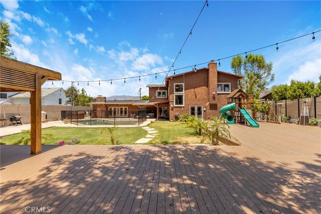 10768 Wheatland, Shadow Hills, CA 91040