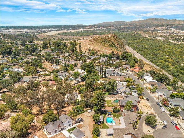 10768 Wheatland, Shadow Hills, CA 91040