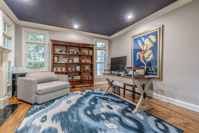 30 N Western Avenue, Lake Forest, IL 60045