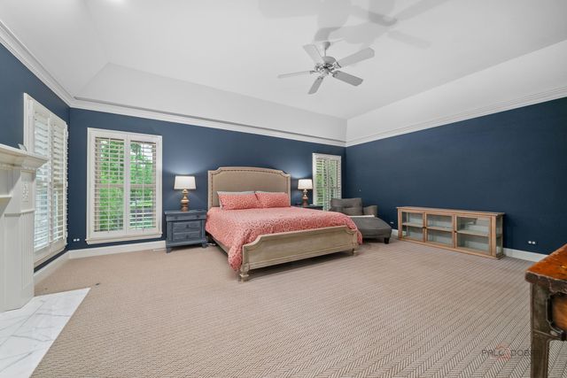 30 N Western Avenue, Lake Forest, IL 60045