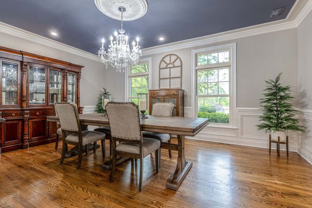 30 N Western Avenue, Lake Forest, IL 60045