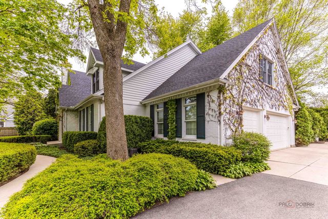 30 N Western Avenue, Lake Forest, IL 60045