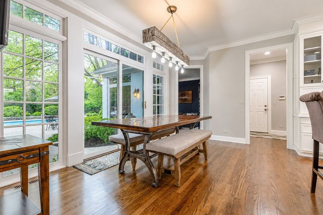 30 N Western Avenue, Lake Forest, IL 60045