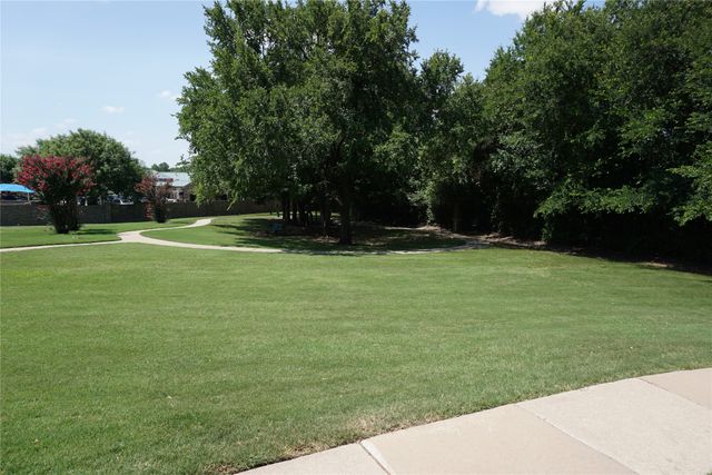 4080 Kyndra Circle, Richardson, TX 75082
