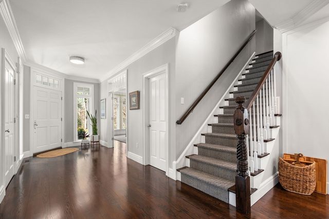 76 Hollis Street, Sherborn, MA 01770