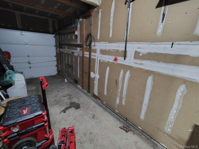 122 W 1st Street, Deer Park, NY 11729