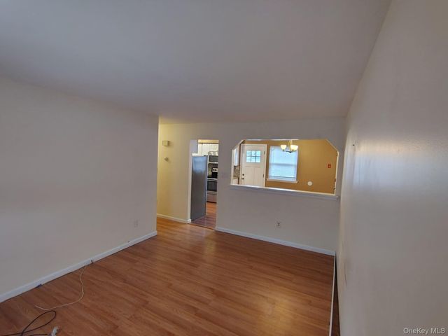 122 W 1st Street, Deer Park, NY 11729