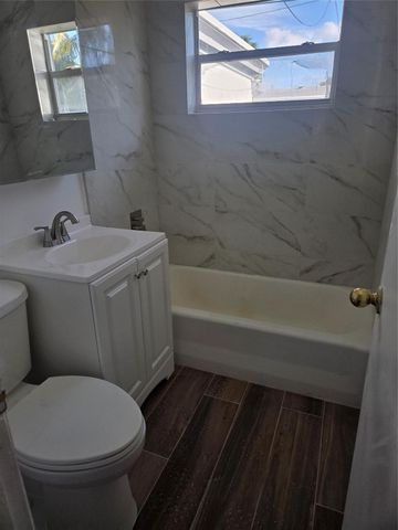 2432 NE 13th Avenue, Pompano Beach, FL 33064