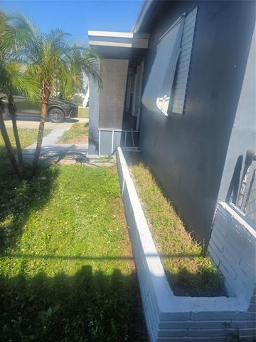 2432 NE 13th Avenue, Pompano Beach, FL 33064