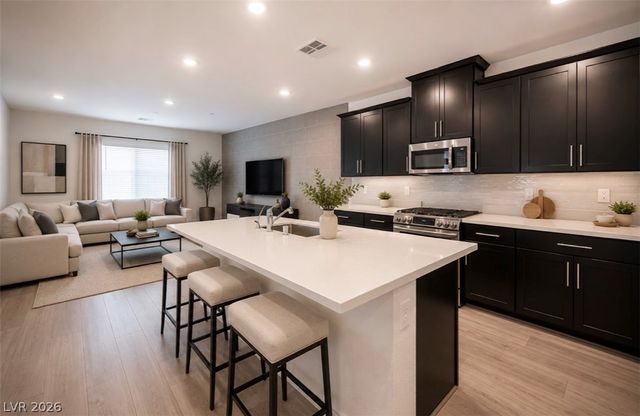 600 North Carriage Hill Drive 1056, Las Vegas, NV 89138