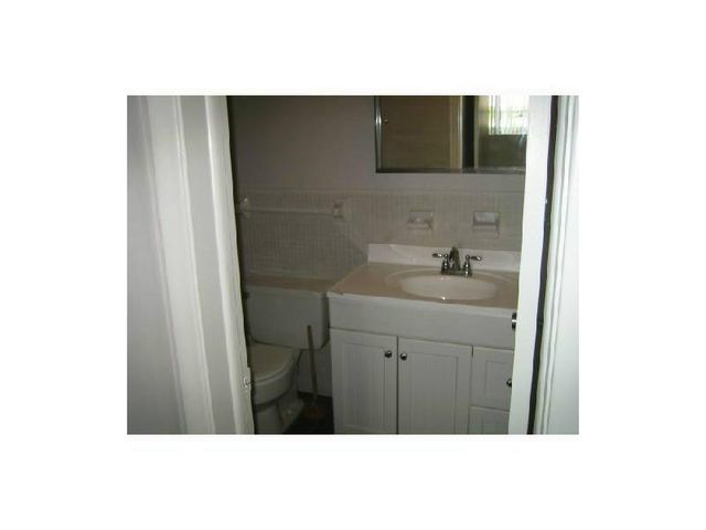 1851 NE 62nd Street NE 607, Fort Lauderdale, FL 33308