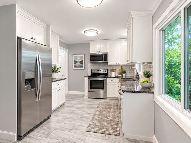 1700 W 66th Street, Richfield, MN 55423