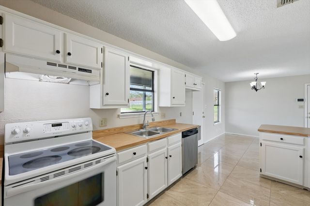640 Overland Drive, Lowry Crossing, TX 75069