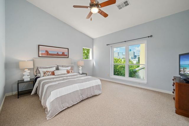 3105 Caroline Street, Houston, TX 77004