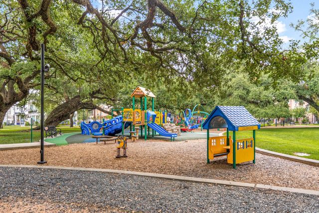 3105 Caroline Street, Houston, TX 77004