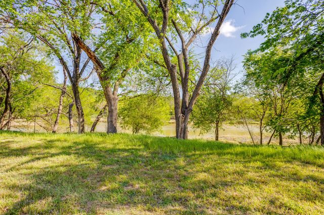 1290 River View Road, Millsap, TX 76066