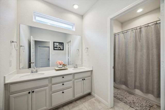 9906 Brickhouse Drive, Houston, TX 77080