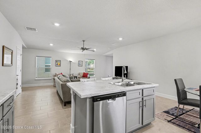 1180 Canfield Circle SE, Palm Bay, FL 32909