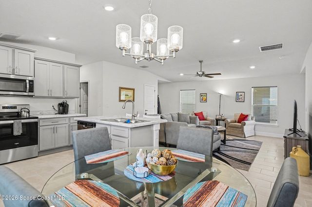 1180 Canfield Circle SE, Palm Bay, FL 32909
