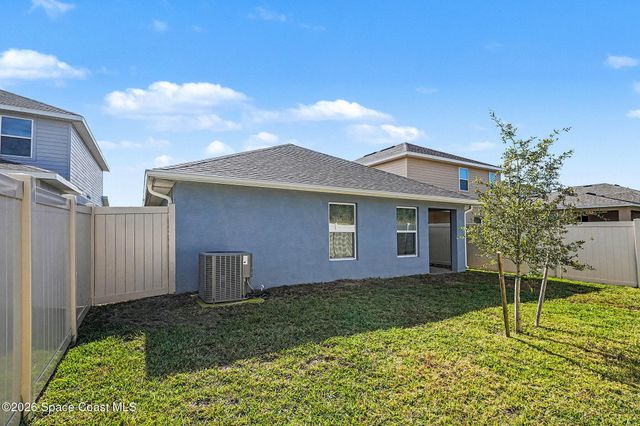 1180 Canfield Circle SE, Palm Bay, FL 32909