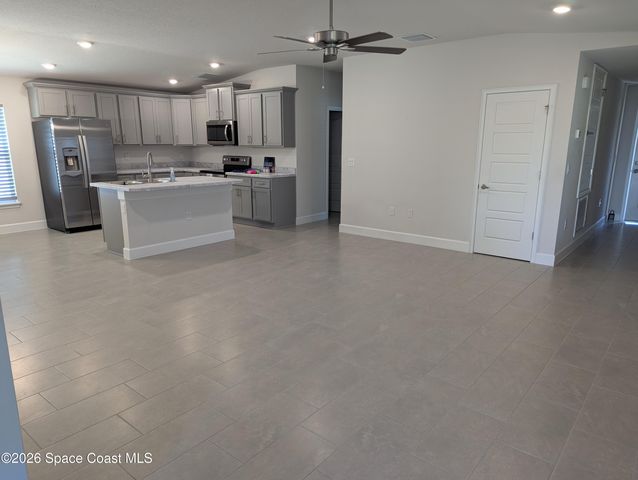 1180 Canfield Circle SE, Palm Bay, FL 32909