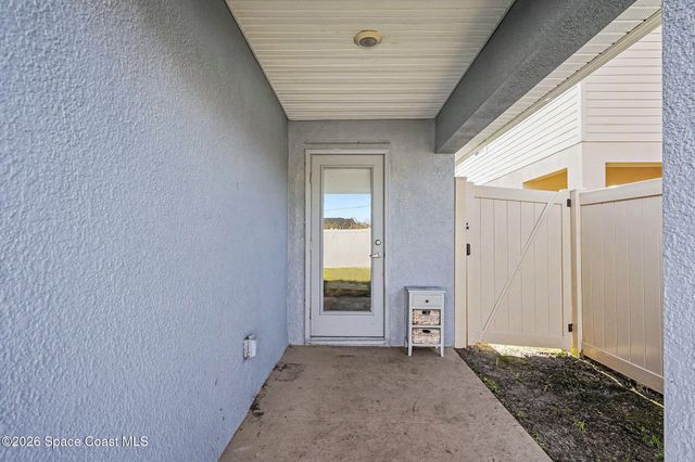 1180 Canfield Circle SE, Palm Bay, FL 32909