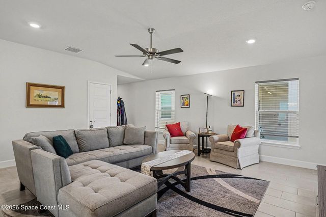 1180 Canfield Circle SE, Palm Bay, FL 32909