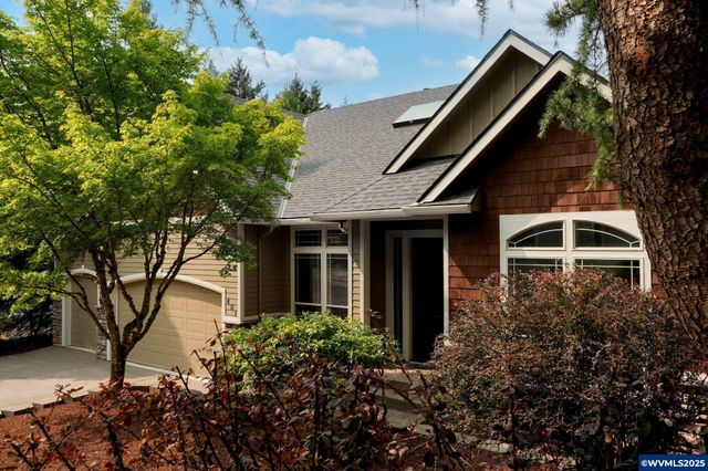 401 La Cresta Dr SE, Salem, OR 97306