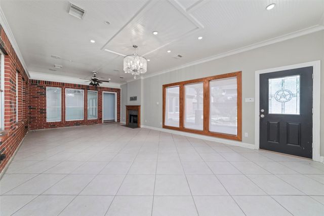 6511 Mesa Vista Court, Houston, TX 77083