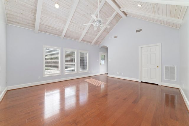 6511 Mesa Vista Court, Houston, TX 77083