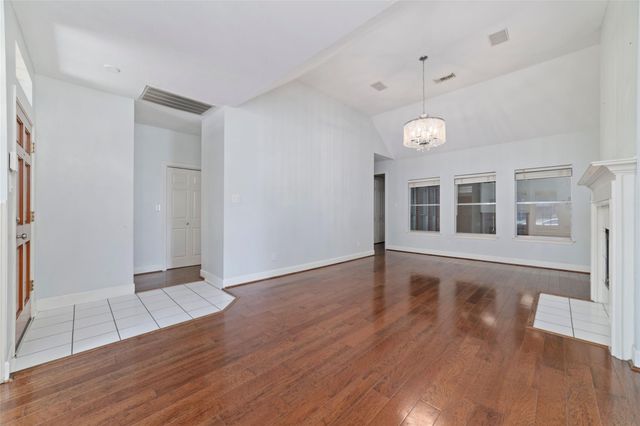 6511 Mesa Vista Court, Houston, TX 77083