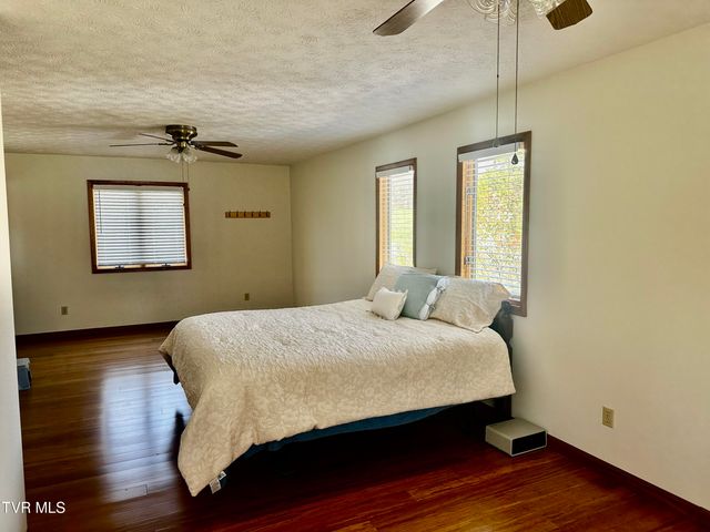 400 Wimberly Place, Kingsport, TN 37660