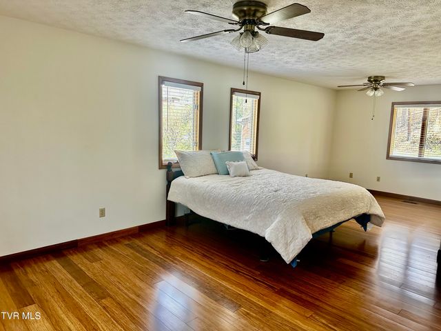 400 Wimberly Place, Kingsport, TN 37660