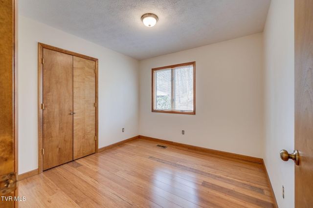 400 Wimberly Place, Kingsport, TN 37660