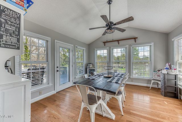 2200 Camelot Circle, Johnson City, TN 37604