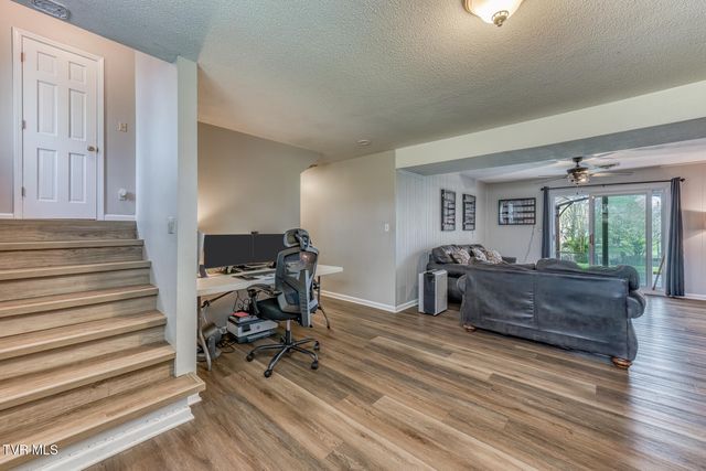 2200 Camelot Circle, Johnson City, TN 37604